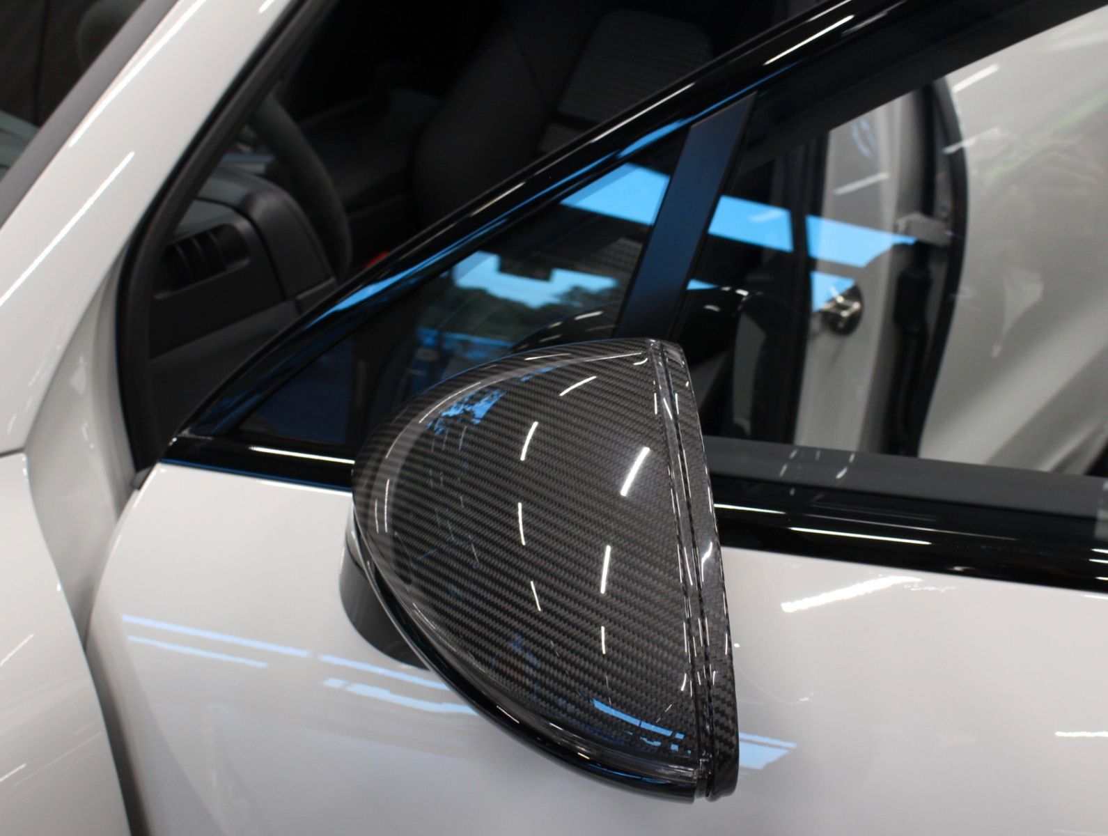 Fahrzeugabbildung Porsche Cayenne S Coupé Leichtbau-Sport-Paket Carbon