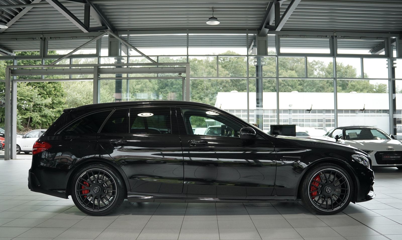 Mercedes Benz C 63 Amg