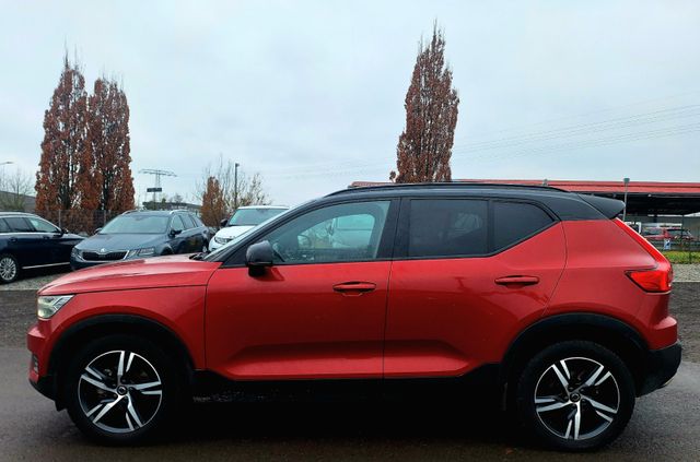 Volvo XC40*R-Design*T3*Nav*LED*Leder*Pano*PDC+Cam