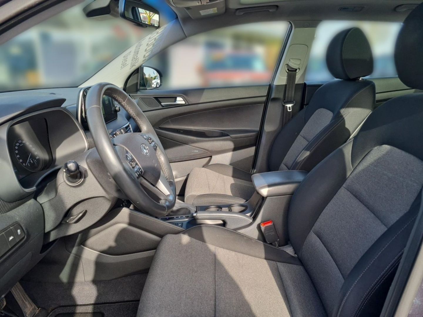 Fahrzeugabbildung Hyundai Tucson TREND 1.6 CRDi PANO+NAVI+PDC+KLIMA+SHZ