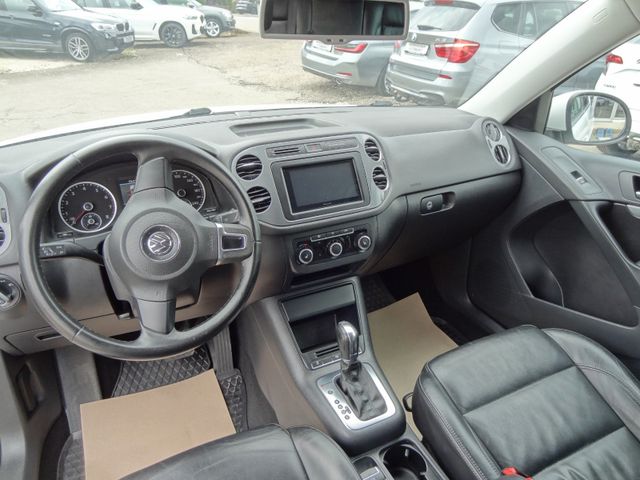 Fahrzeugabbildung Volkswagen Tiguan Sport Style 4Motion/Xenon/SitzH/PDC/Leder