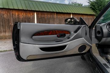 2000 Aston Martin DB7 缩略图 23