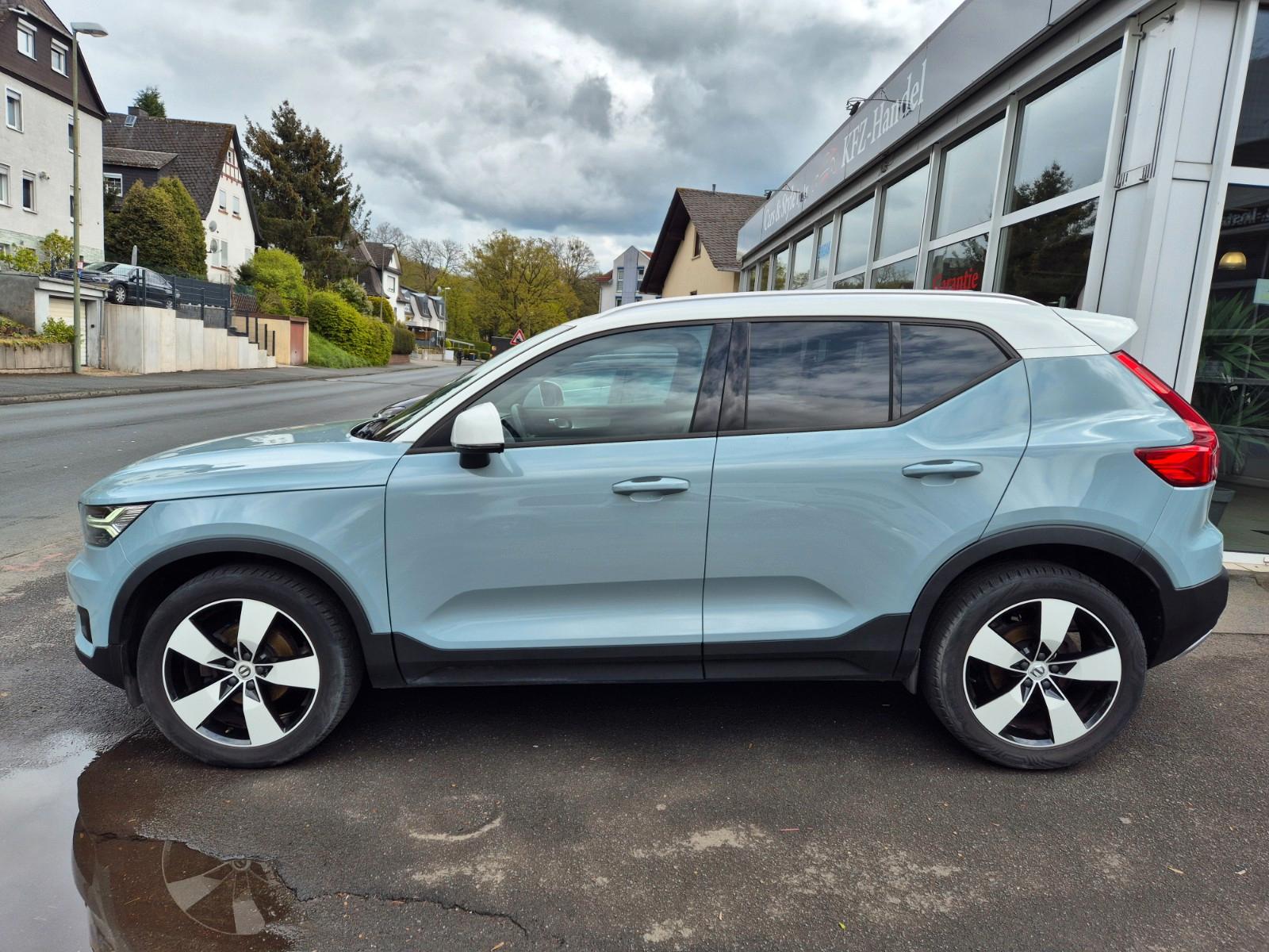 Volvo XC40 1,5 Momentum/Bicolor/Sound/Motorhaube Hagel