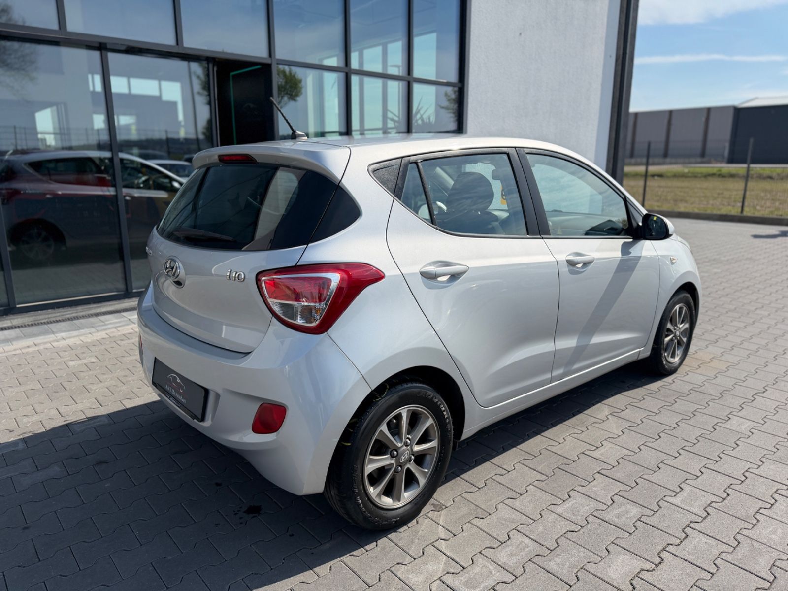 i10 YES! 1.0