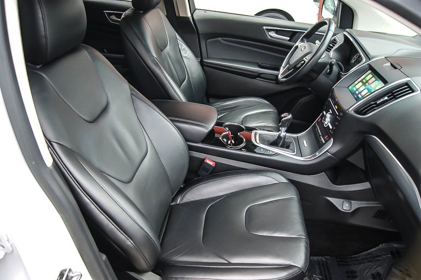 Fahrzeugabbildung Ford Edge Titanium 4x4 LEDER NAVIGATION KAMERA PDC 19