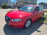 Audi A4 Avant 1.6 Klimaaut SHZ Tempomat PDC - Audi A4 mit Benzin-Antrieb: Kombi, 1.6