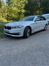 BMW 520d xDrive Touring A -