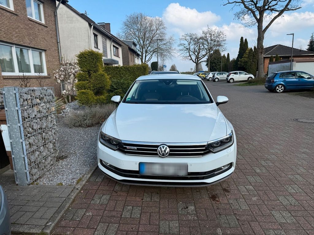 Image of Volkswagen Passat