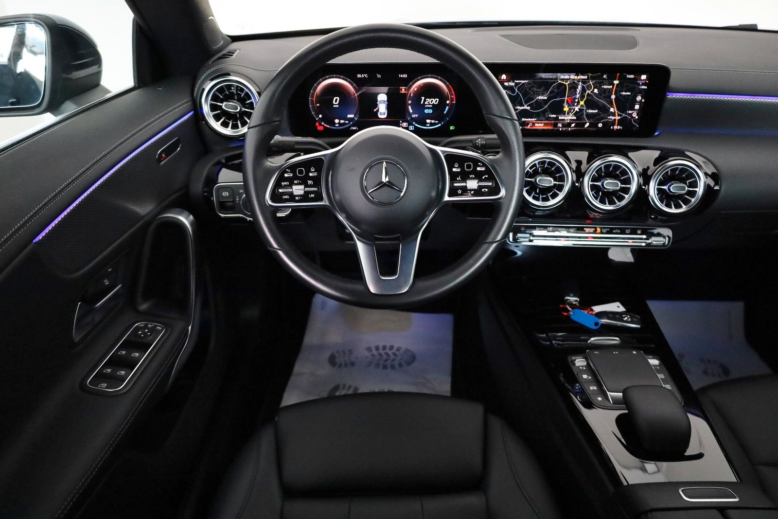 Fahrzeugabbildung Mercedes-Benz CLA 250e Coupé Leder,Navi,LED,Kamera,Park Paket