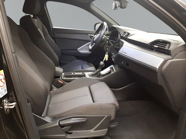 Fahrzeugabbildung Audi Q3 Sportback 45TFSIe Kamera Sportsitze 18" FSE