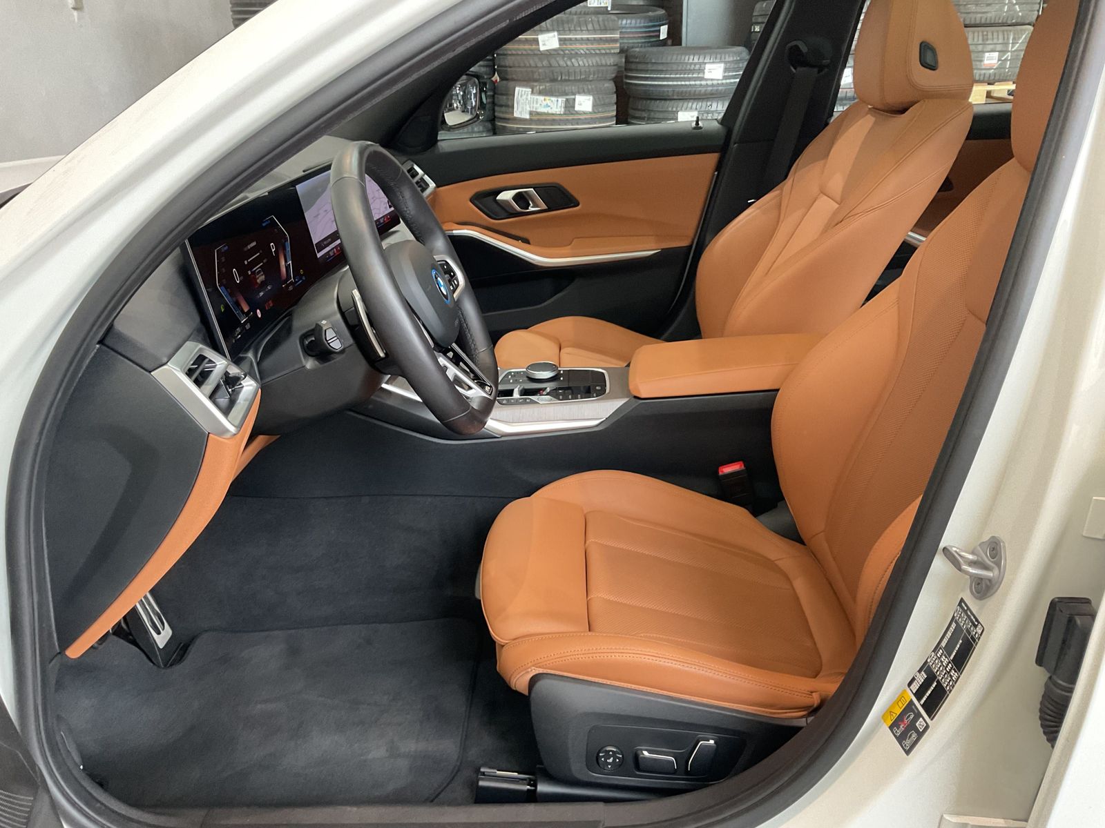 BMW 330 - Bild 7