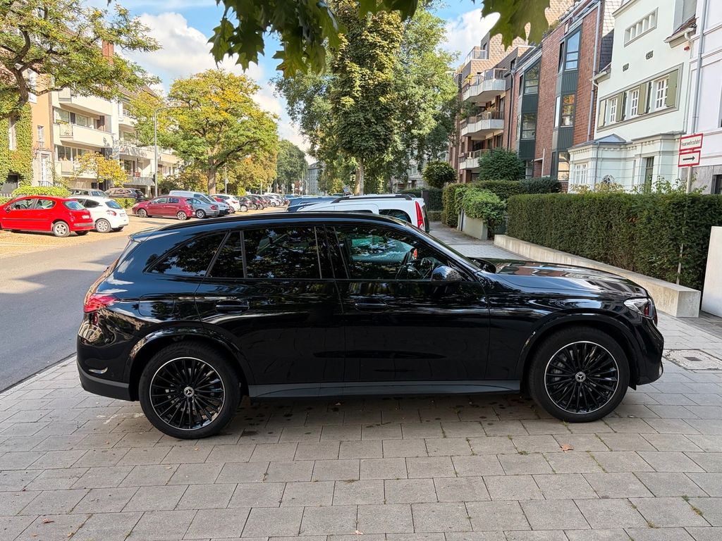 Image of Mercedes-Benz GLC 300