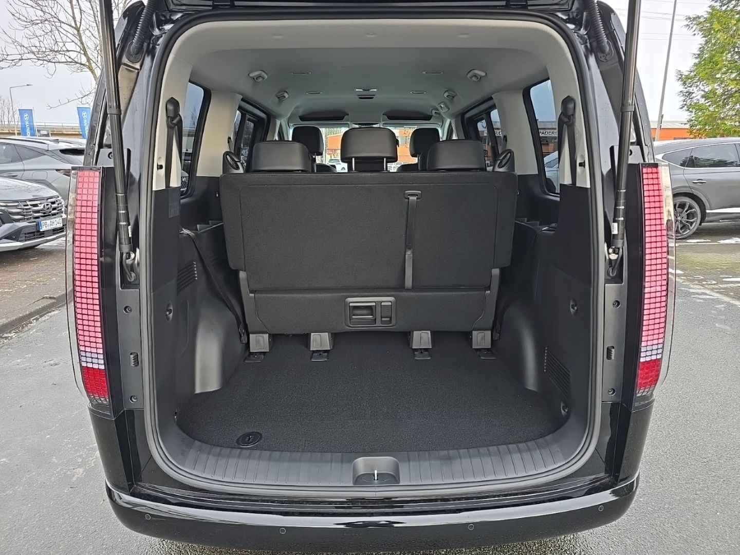 Hyundai Staria – Bild 11
