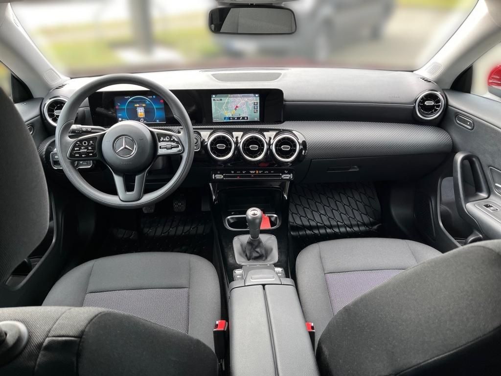 Fahrzeugabbildung Mercedes-Benz CLA 180 SB SpurH LED KAM Navi SHZ DAB RDK LM