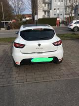 Renault Clio ENERGY TCe 120 BOSE Edition Grandtour B... - Renault Clio: Bose Edition