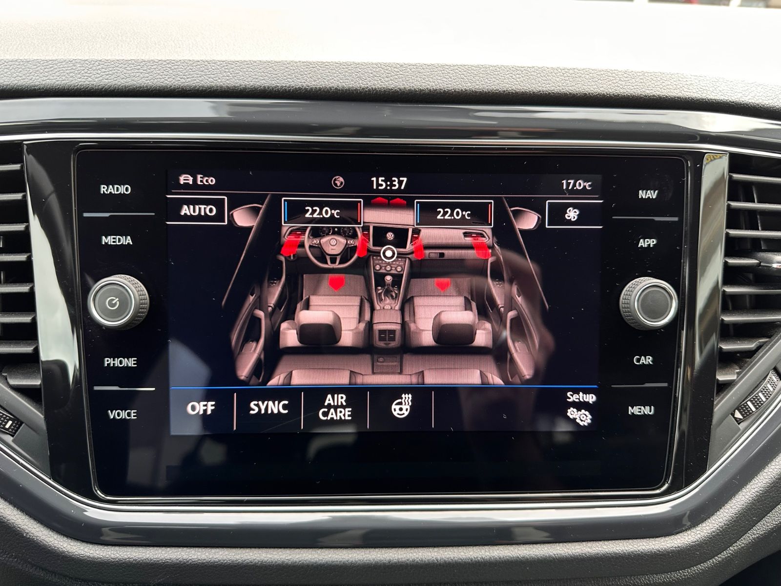 Fahrzeugabbildung Volkswagen T-Roc Sport 2.0 TSI 4Motion DSG LED/ACC/PDC/SHZ
