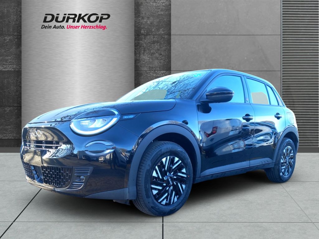 Fiat 600e RED AppleCarPlay DAB Parkpilot Klimaautomat