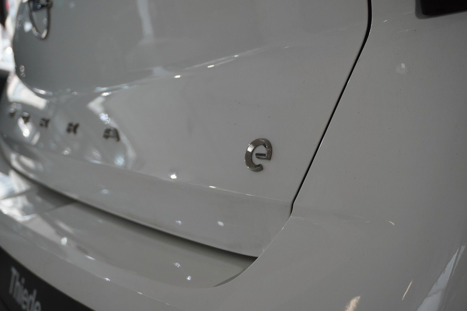 Fahrzeugabbildung Opel Mokka-e EDITION 1-PHASIG LED/KAMERA/SHZ/VIRT/DAB