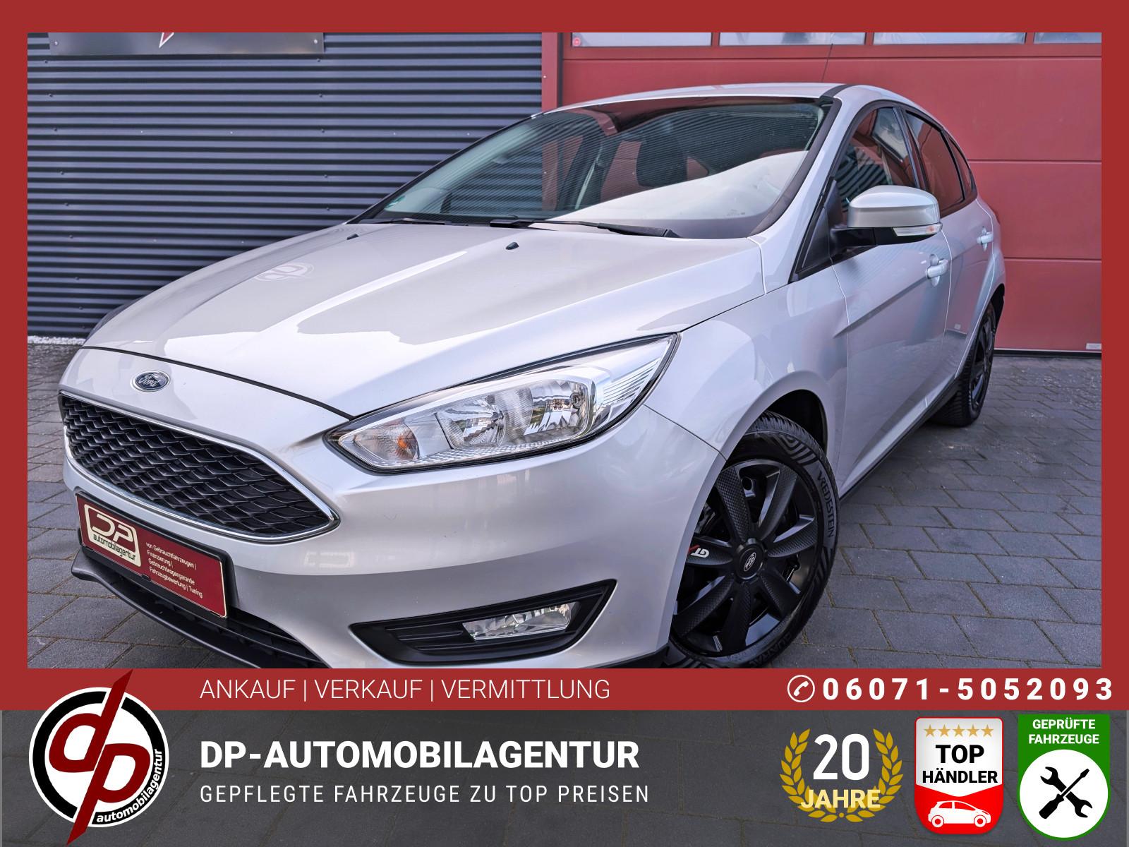 Ford Focus 1.5 TDCi   SITZHEIZUNG I PDC I NAVI
