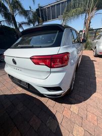 Volkswagen T-Roc - 4
