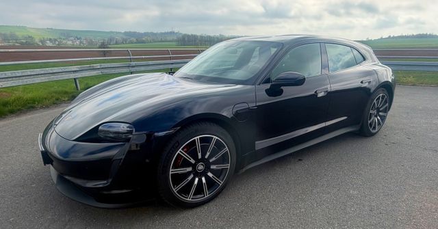 PORSCHE Taycan 4S SportTurismo Bose Porsche Approved