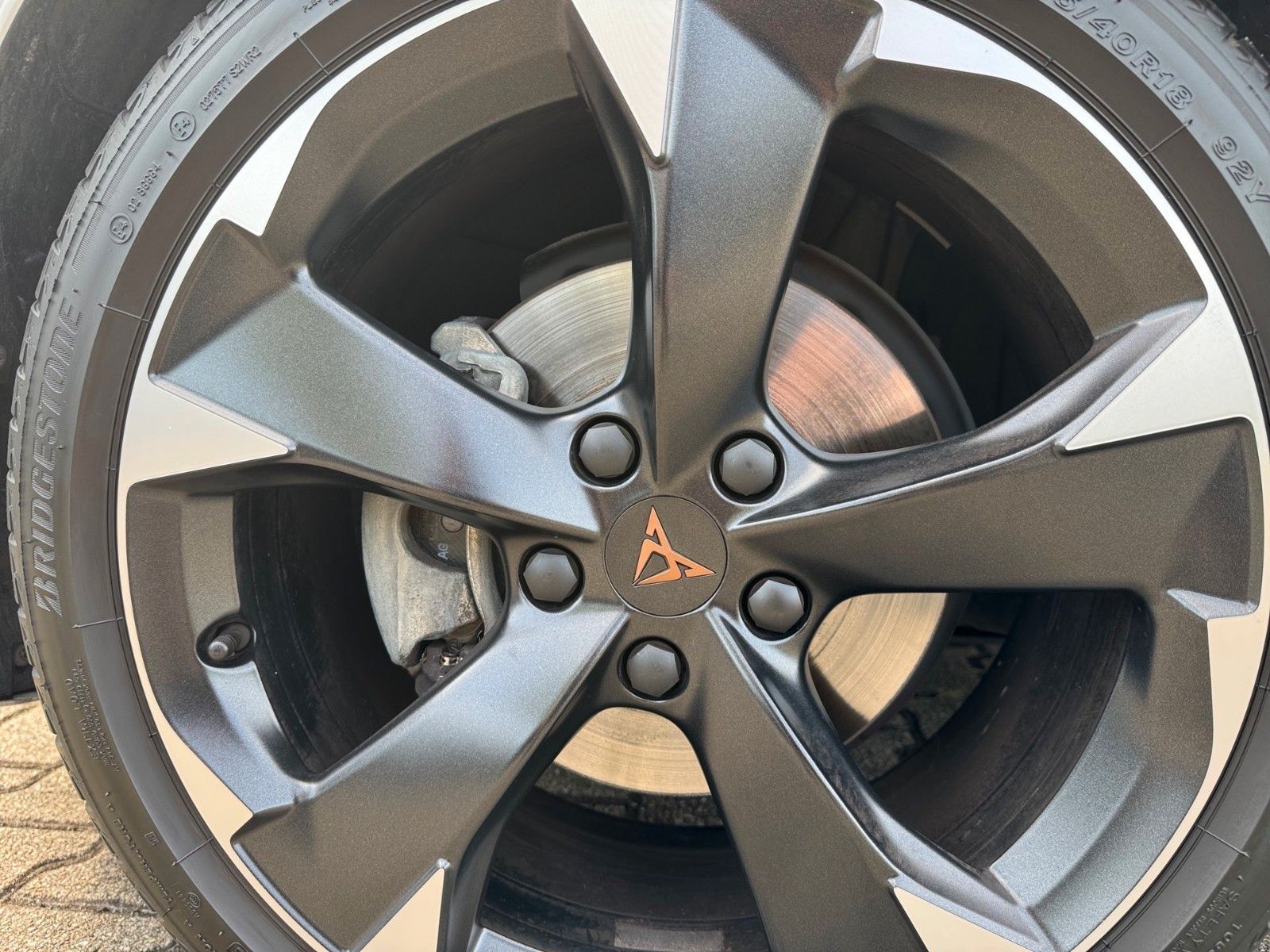 Fahrzeugabbildung CUPRA Leon 1.5 TSI