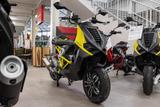 Italjet Dragster 125 ABS AKRAPOVIC, Aktionspreis - Offers matching your search criteria
