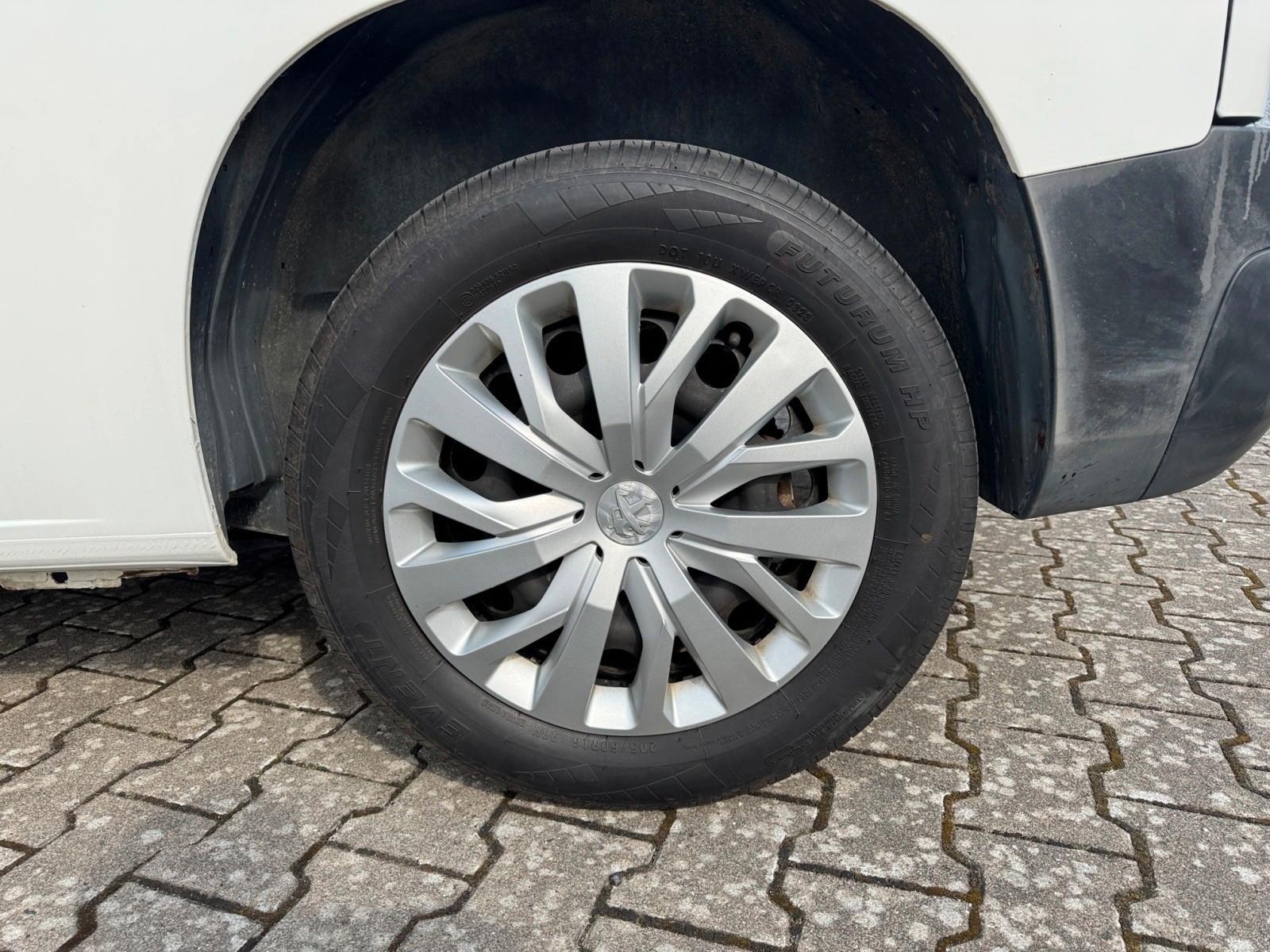 Peugeot Partner Premium L1