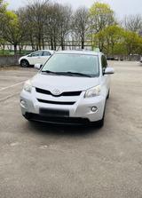 Toyota Urbane Cruiser 1.33 4x2 Town PLUS: ... - Toyota Urban Cruiser SUV