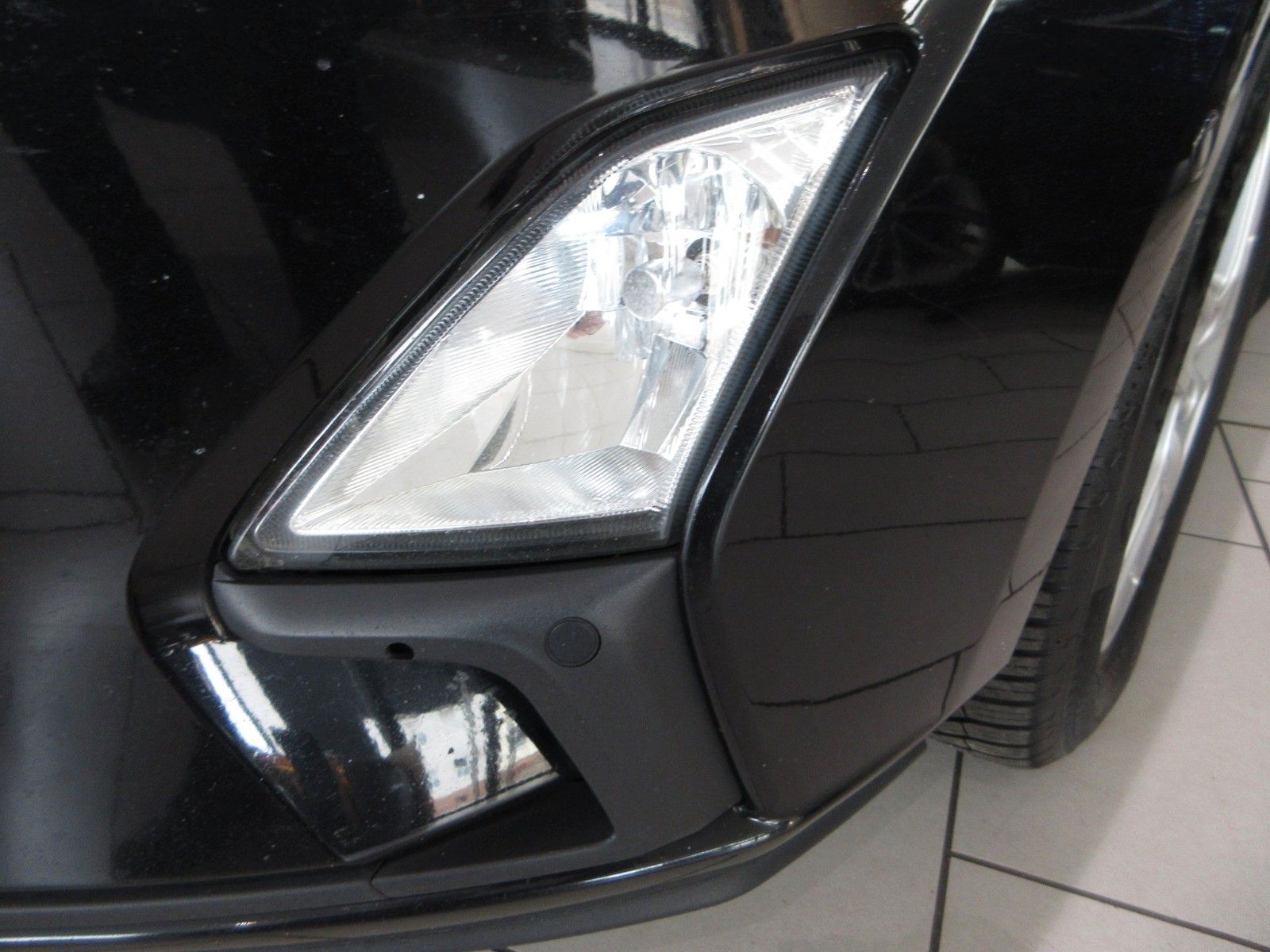 Fahrzeugabbildung Ford Focus Turnier 1.5D Cool & Conn LED/SHZ/LHZ