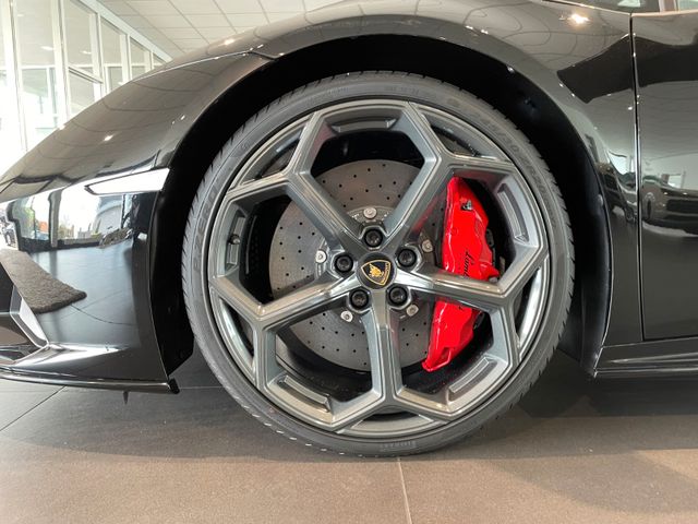 Lamborghini Huracán EVO Spyder | LIFT | SENSONUM | SOFORT