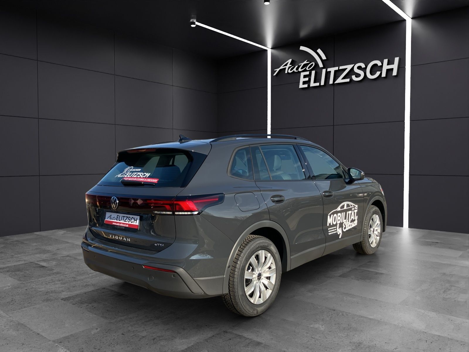 Fahrzeugabbildung Volkswagen Tiguan 1.5 e Life DSG LED ACC RearView Ambiente