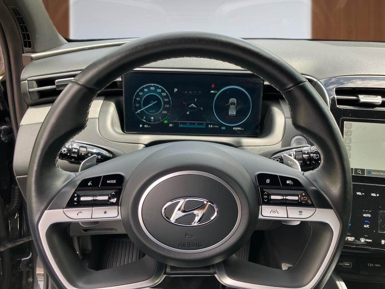Fahrzeugabbildung Hyundai TUCSON BLACKLINE LED*SHZ*LHZ*NAVI*ZV*KRELL*KEYLE