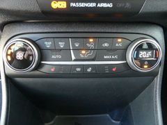FORD Fiesta Titanium FORD Fiesta Titanium