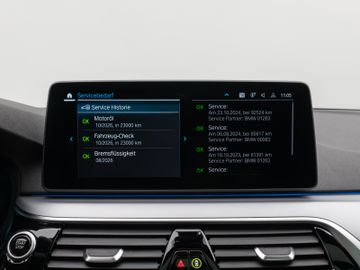 Fahrzeugabbildung BMW 530e Panorama Kamera Laser HUD DAB H/K ACC AHK