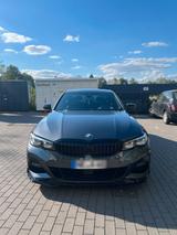 BMW 330 i M-Sport premium Selection - BMW 330: 330i Se