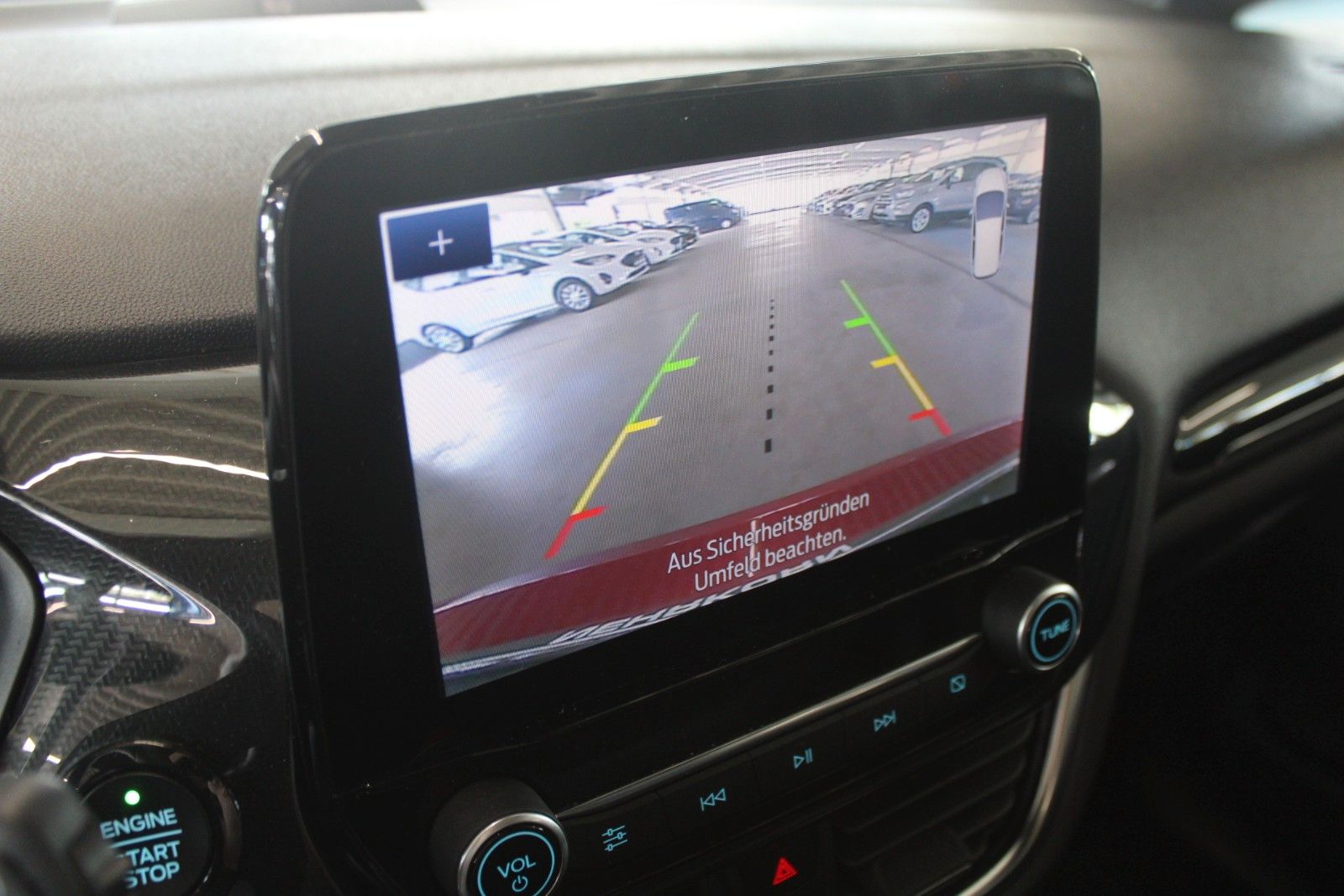 Fahrzeugabbildung Ford Fiesta ACTIVE PLUS 5T NAVI PANO B&O ACC WinterP