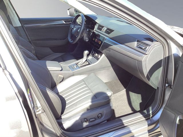 Superb Combi 2.0TDI DSG Style