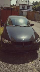 BMW 318i - - BMW 318 aus 2005: 318i