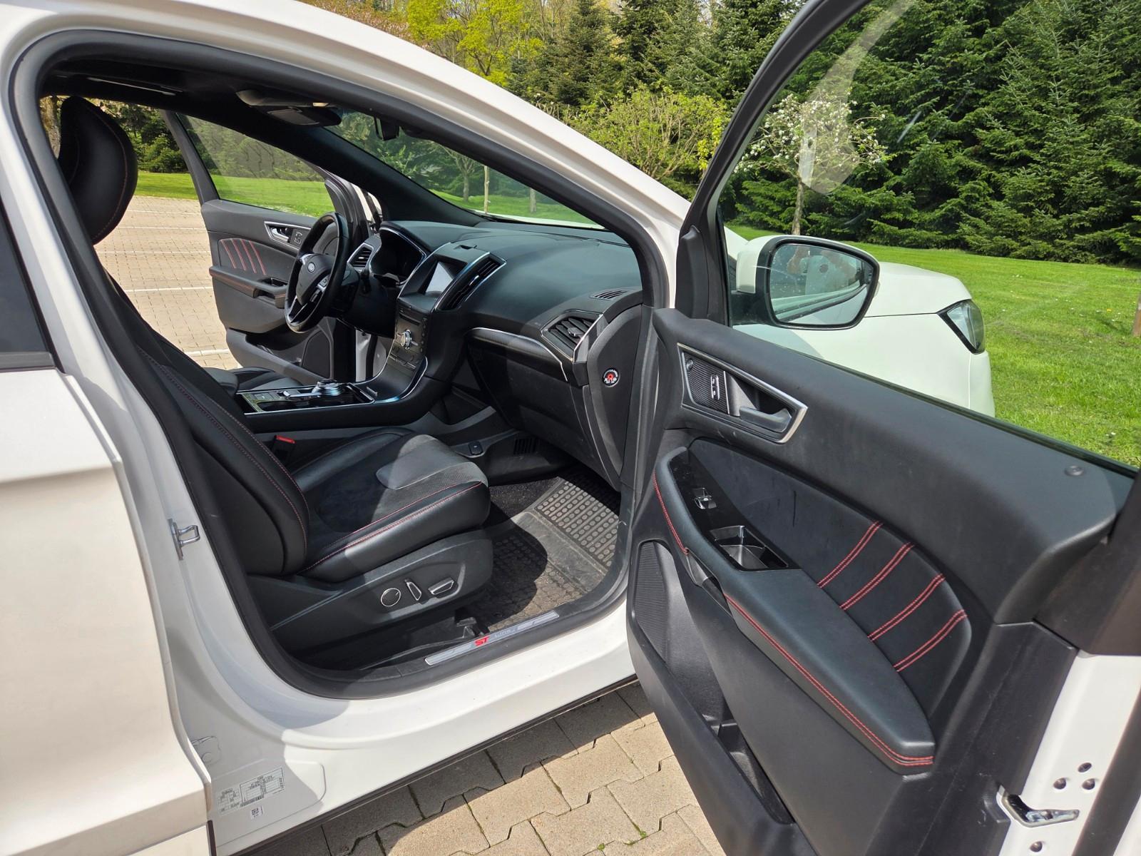 Ford Edge 2,0 l EcoBlue Bi-Turbo 4x4 ST-LINE Auto...