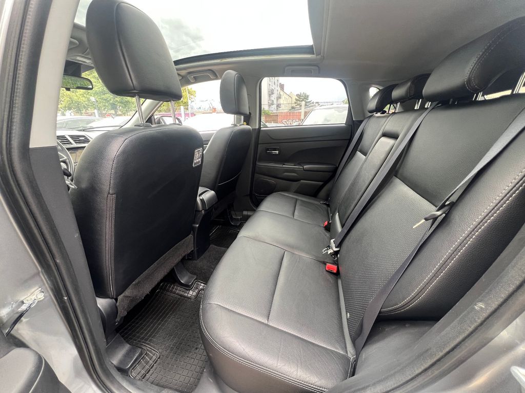 Mitsubishi ASX Instyle 4WD*AUTOMATIK*AHK*VOLLAUSSTATTUNG