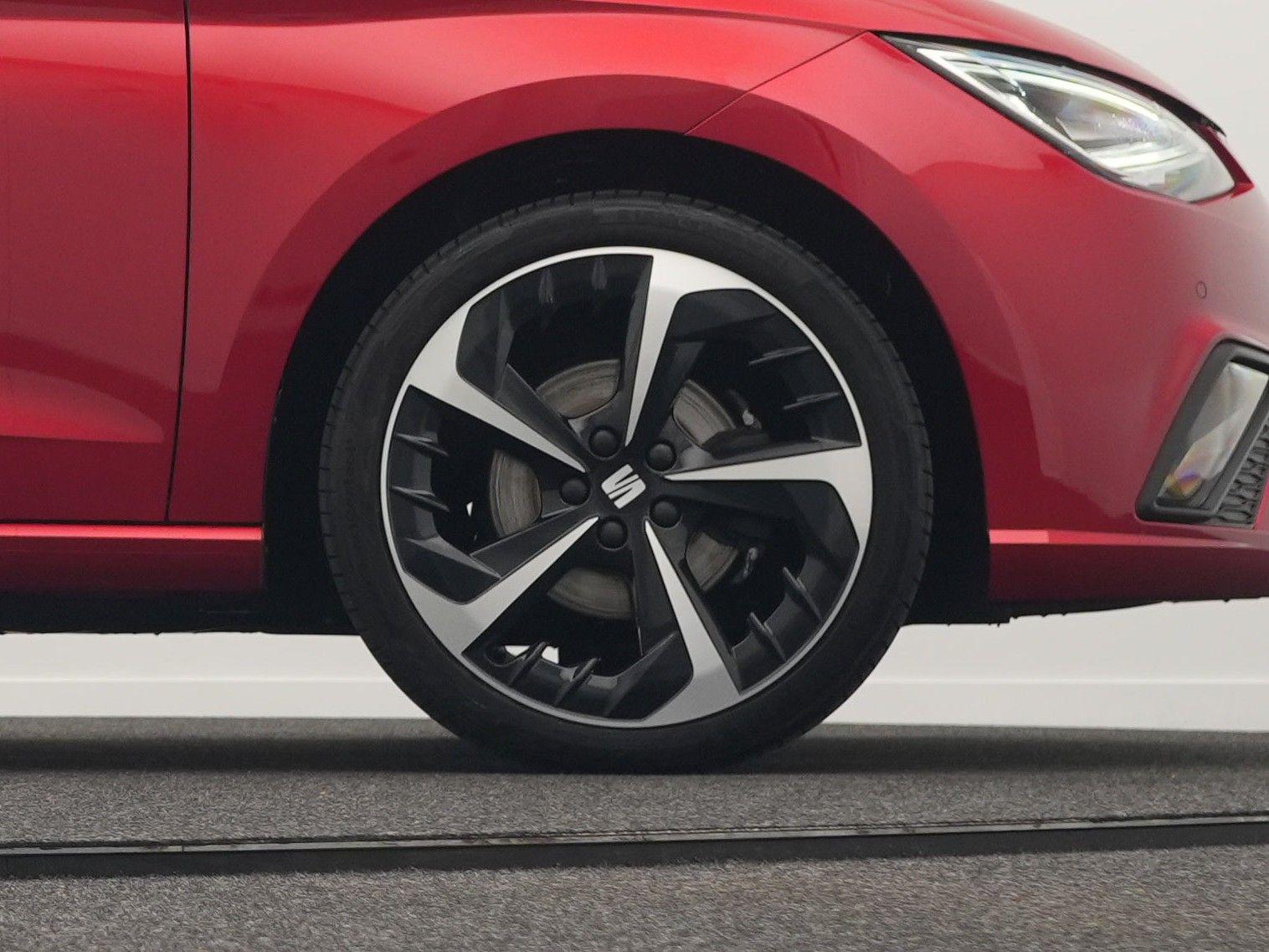 Seat Ibiza FR 1.0 TSI *LED*NAVI*Beats*ACC*KAM*18"*