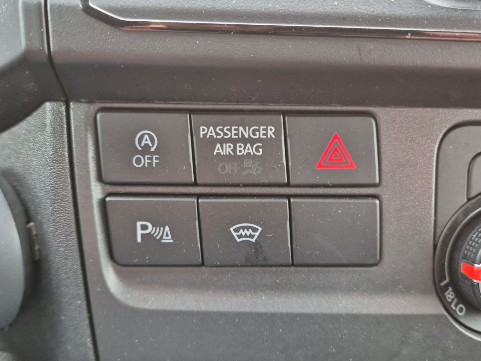 Fahrzeugabbildung Volkswagen T6 TRANSPORTER 2.0 TDI LR DSG NAVI KAM AHK ALLWE