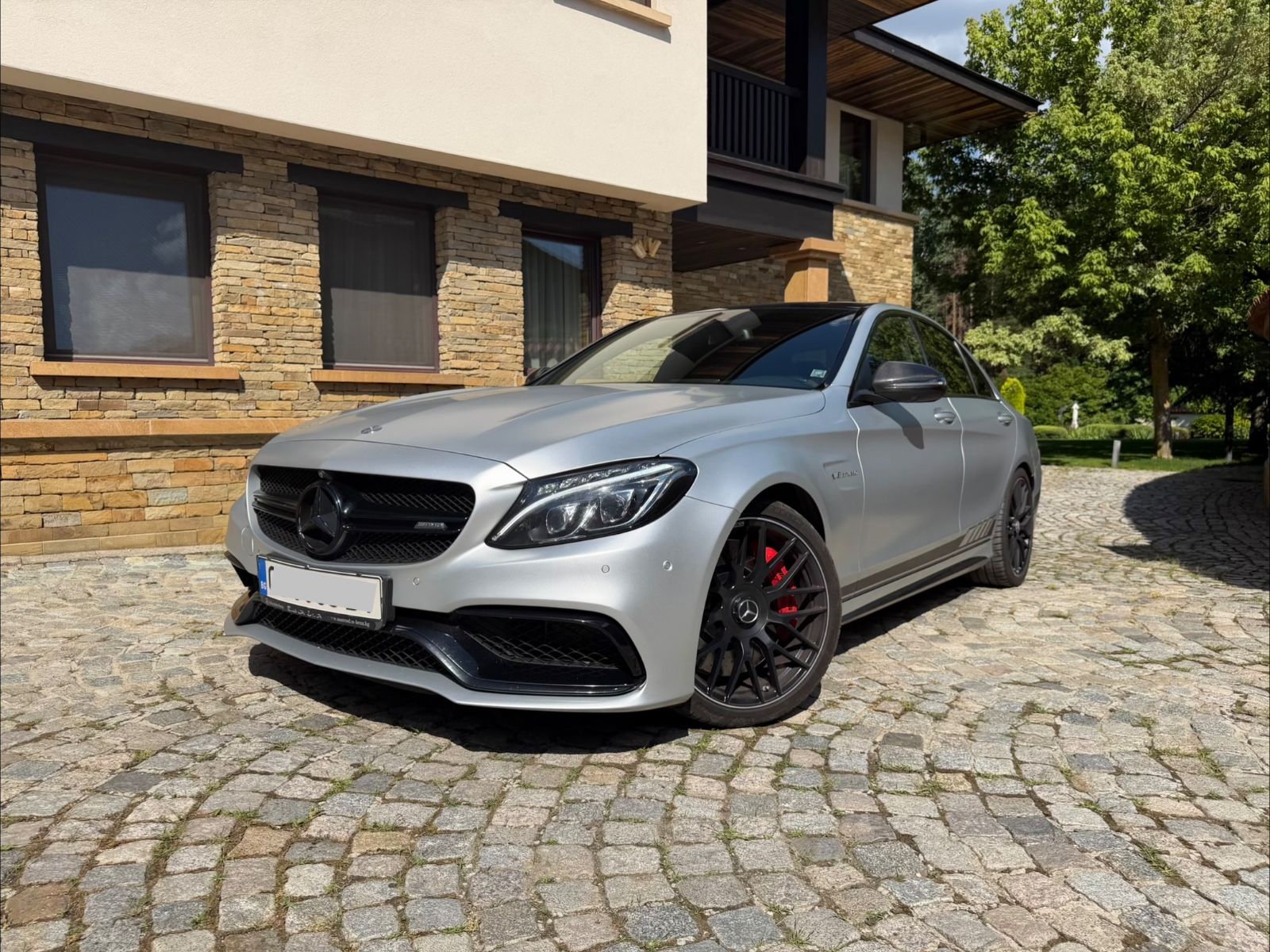 MERCEDES-BENZ C63S AMG