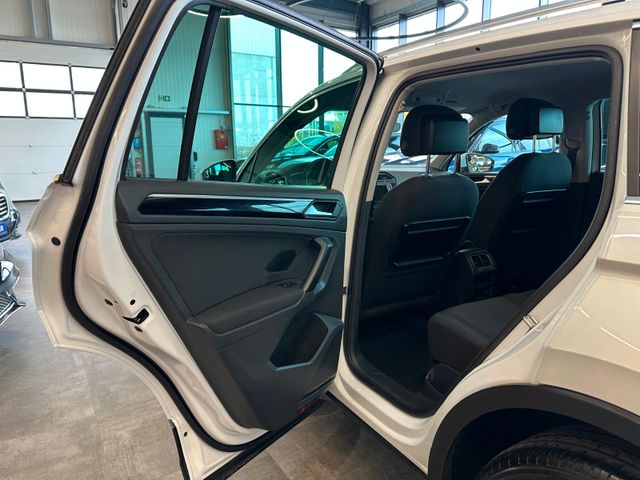 MYAUTOCENTER – Gebraucht- und Jahreswagen mit Werkstattservice in Pfaffenhofen Volkswagen Tiguan Sound BMTStart-Stopp 4Motion *2.Hand*AHK