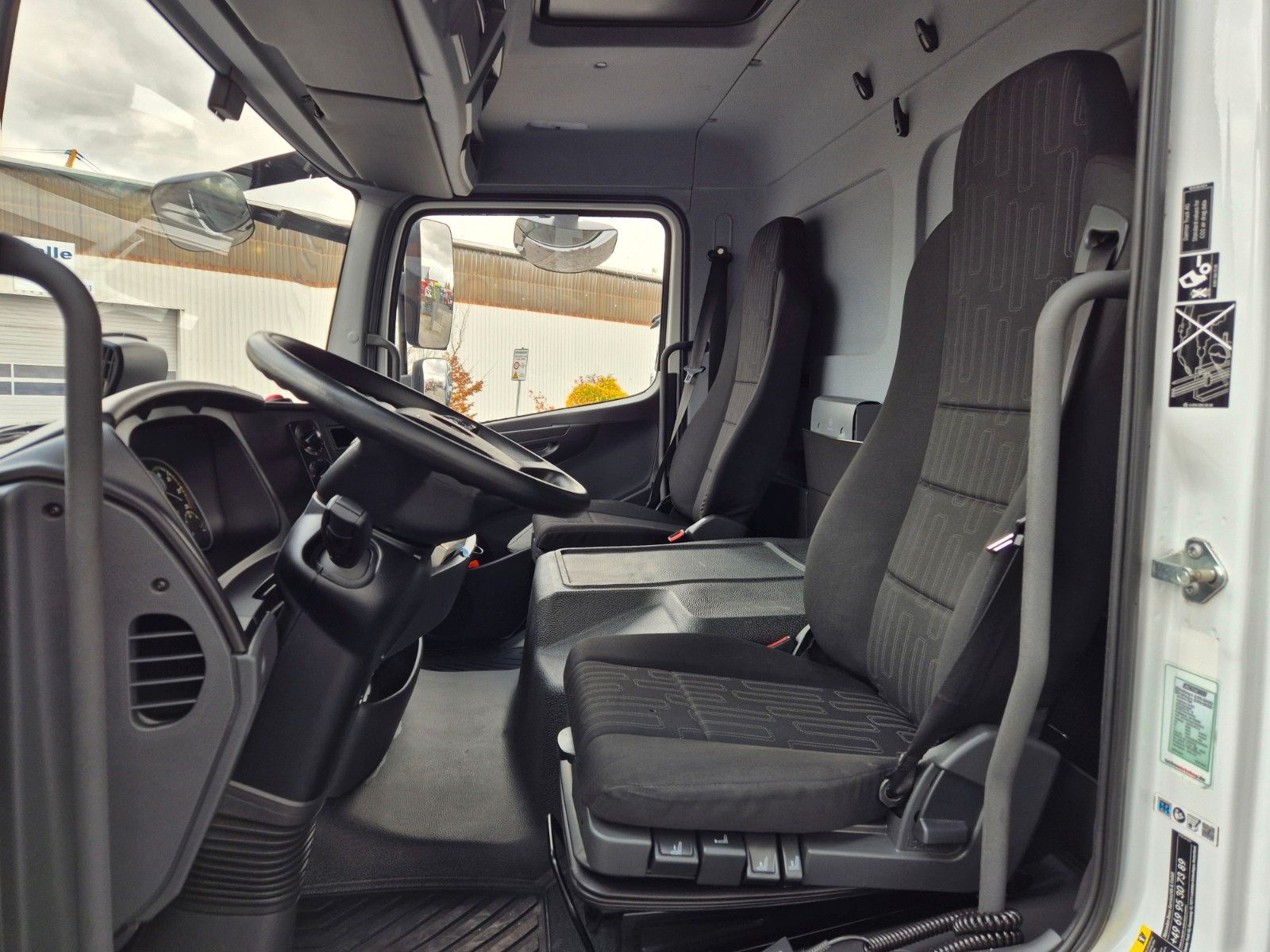 Fahrzeugabbildung Mercedes-Benz Atego 818 L 4x2 LBW ThermoKing V-600