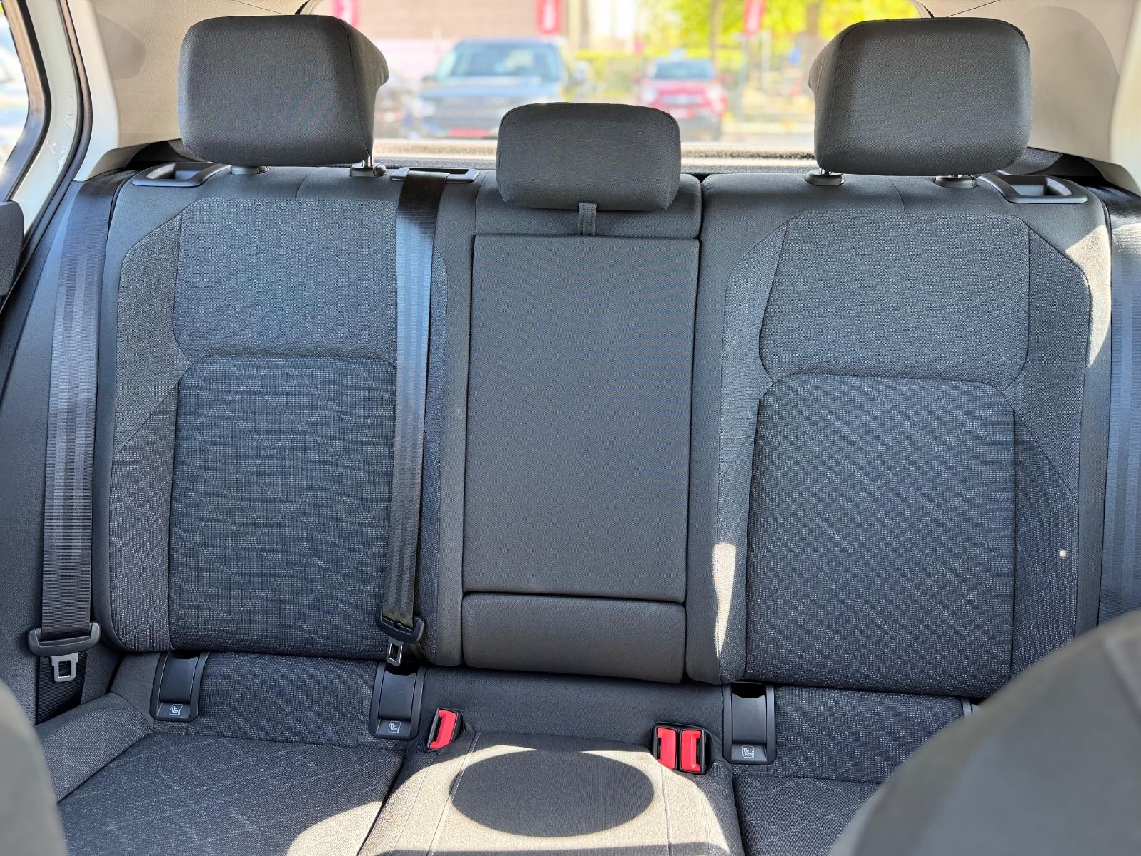 Volkswagen Golf VIII eTSI LIMO*AUT*LED*CARPLAY*NAVI*VIRTUAL foto 25