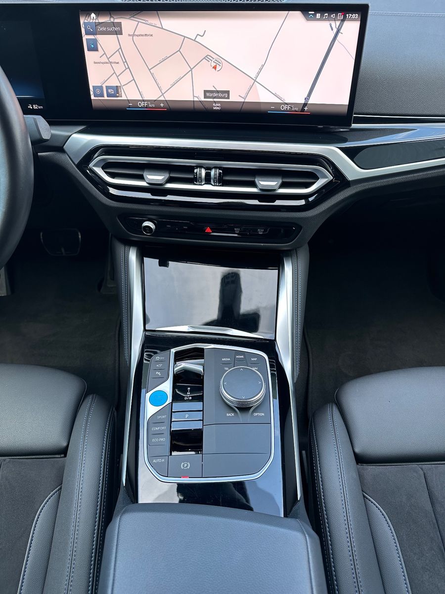 Fahrzeugabbildung BMW i4 eDrive40 Gran Coupe M-Sport NAV+LED+KAM+SHZ