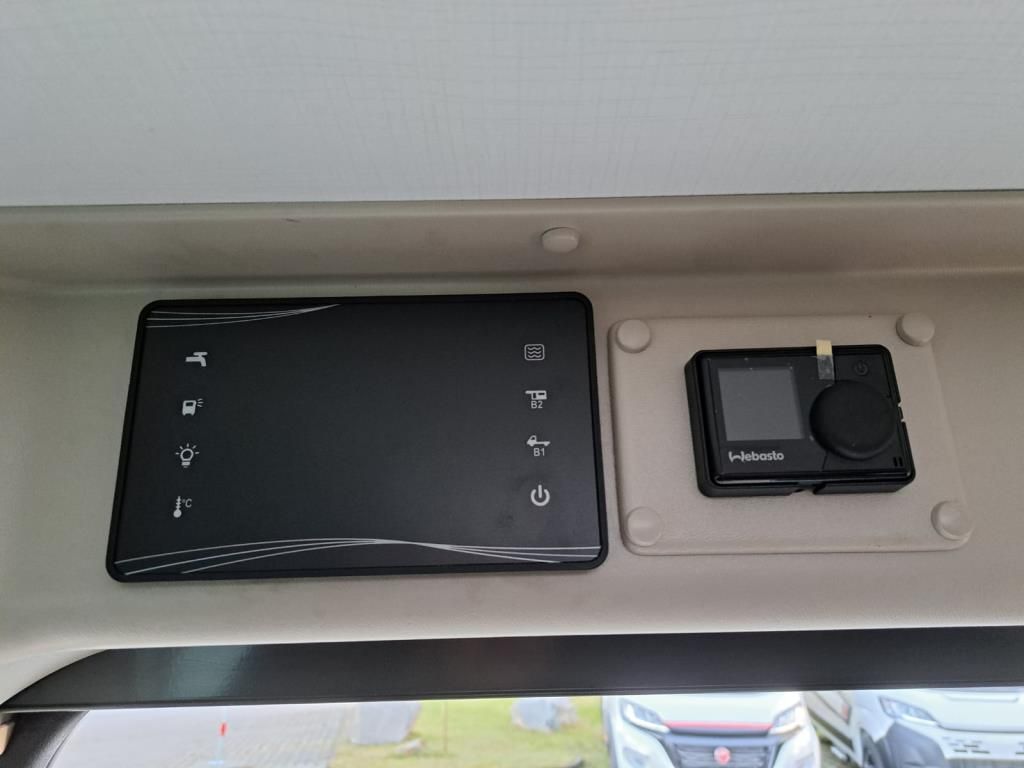 Autohaus Zimpel & Franke -  Challenger V217 Sport wenig km +Markise+Solar+Fahrradträger - Bild 14