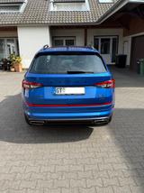 Skoda Kodiaq RS 2.0 BiTDI DSG 4x4 - Skoda Kodiaq mit Diesel-Antrieb: Blau, Alcantara